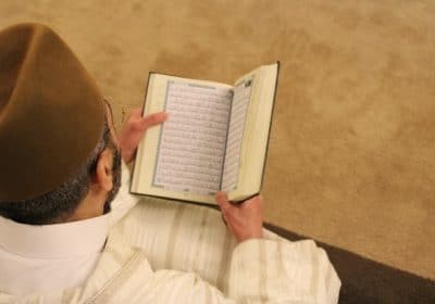 Trei moduri de a ajuta Musulmanii să înțeleagă Crucea